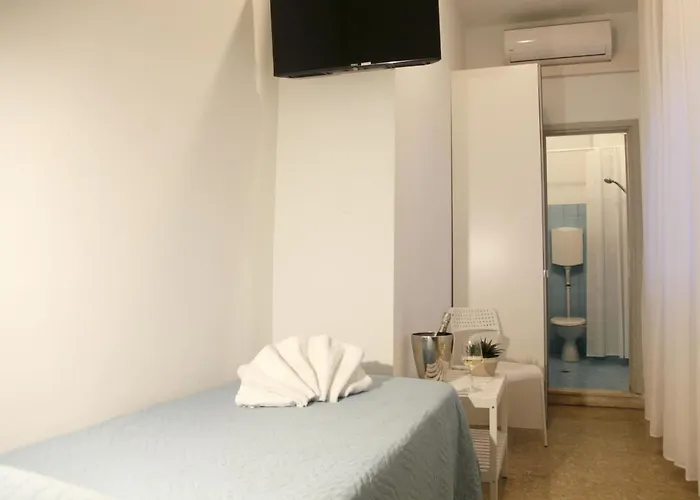 Private Bathroom Single Room